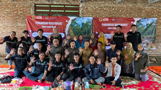 Dosen dan Mahasiswa Prodi Teknik Mesin Untag Surabaya Laksanakan Pengabdian Masyarakat di Desa Begaganlimo Mojokerto